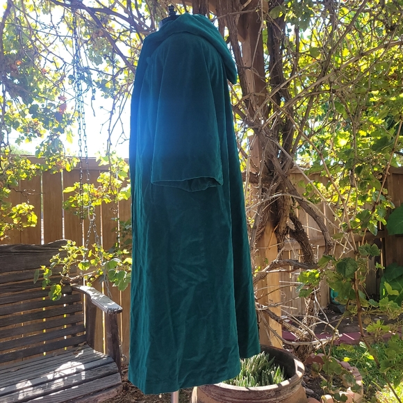 Vintage 1940s Neusteters Dark Green Velvet Hooded  Opera Swing Coat No Size Tag - Picture 4 of 10